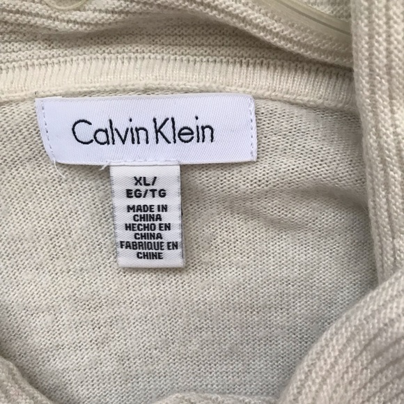 Calvin Klein Sweater - Picture 3 of 3